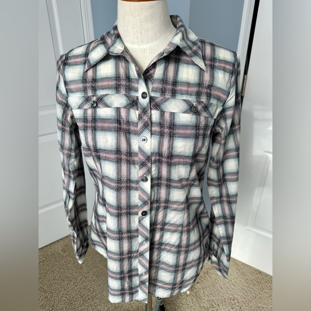 cabi #233 Small Festival Shirt